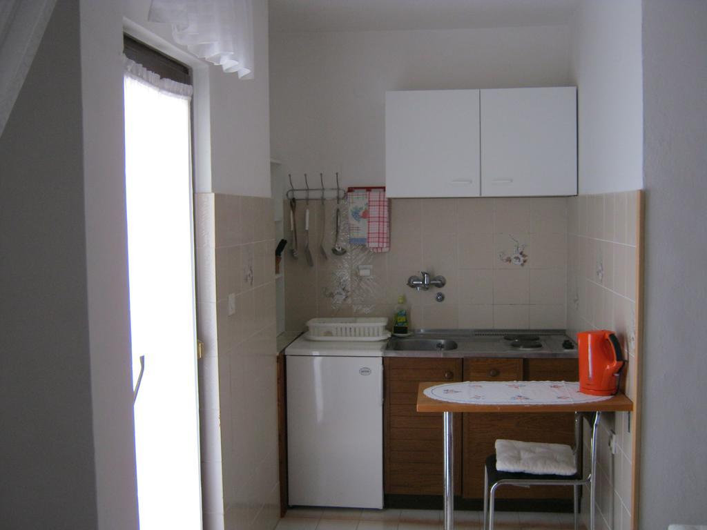 Apartments Nestor Tribalj Exterior foto